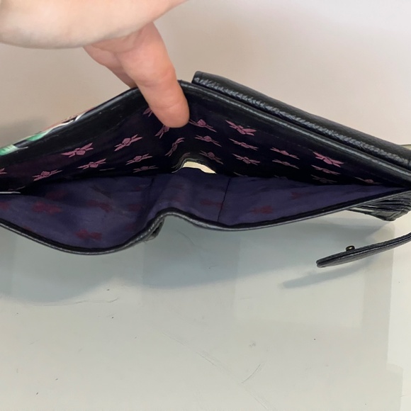 Anuschka Zebra Wallet Black Leather Floral Clutch Wallet NWOT Hand Painted - Picture 5 of 16